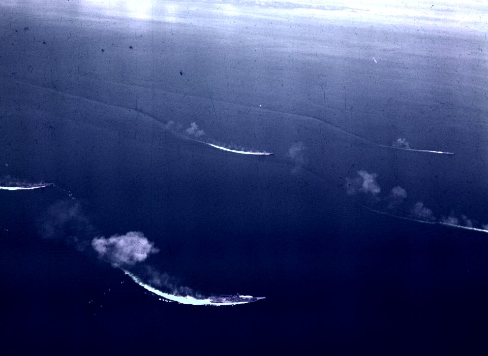 Japanese fleet maneuvering while under attack in the Sibuyan Sea, 24 October 1944 (S-475.09)