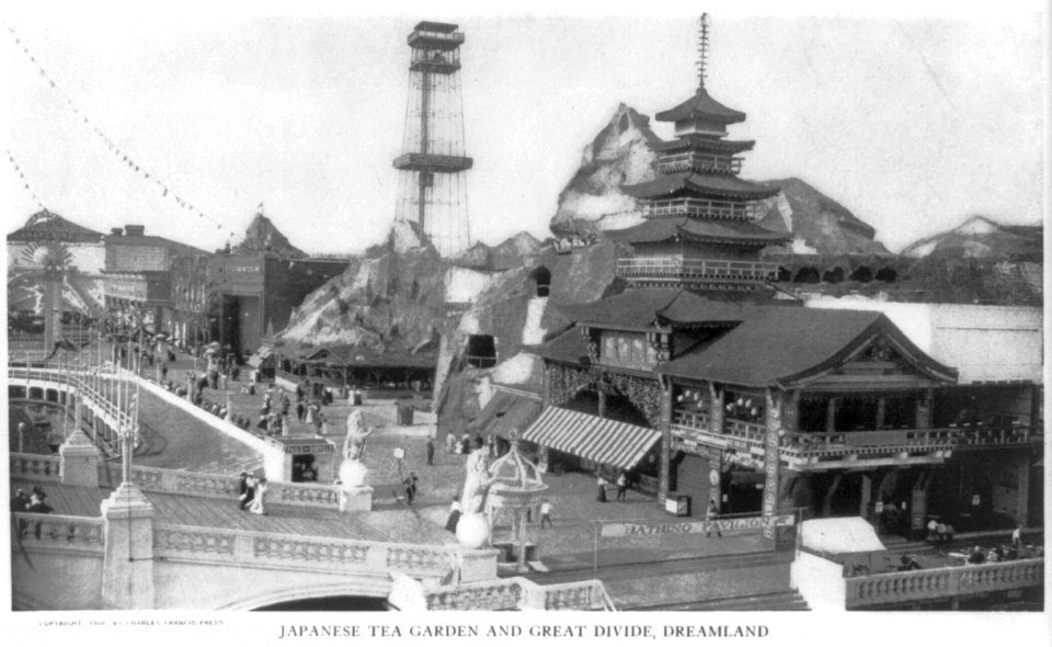 Japanese Tea Garden and Great Divide, Dreamland LCCN2016648186