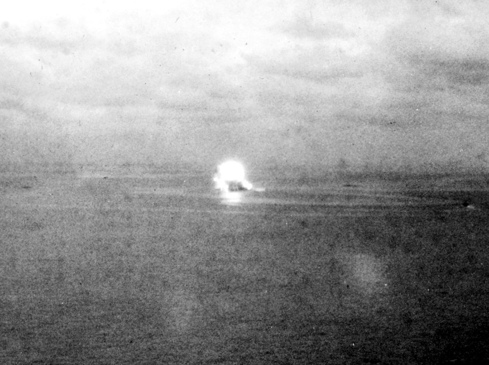 Japanese battleship Yamato explodes on 7 April 1945 (NH 62579)