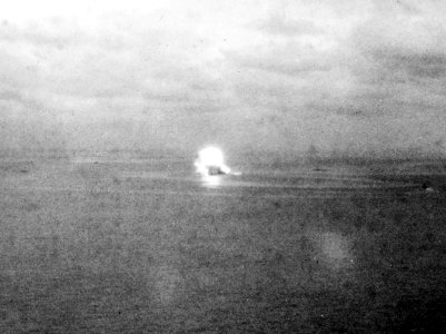 Japanese battleship Yamato explodes on 7 April 1945 (NH 62579)