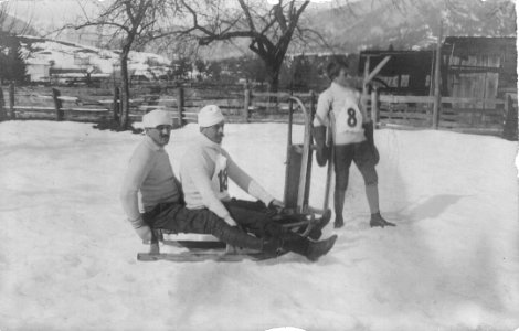 Janez Logar, Karel in Alfonz Mencinger na sankaški tekmi v Bohinju 1913