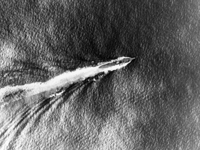 Japanese cruiser Chikuma under air attack during the Battle of the Santa Cruz Islands, 26 October 1942 (80-G-30614)