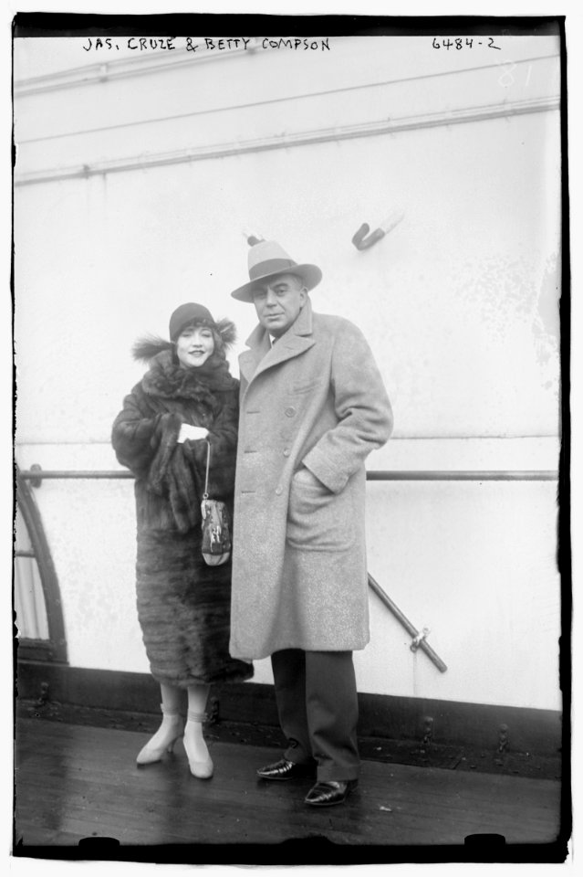 Jas. Cruze & Betty Compson LCCN2014718970