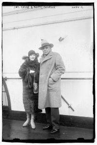 Jas. Cruze & Betty Compson LCCN2014718970