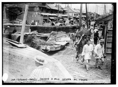 Jap(anese) typhoon-boats washed a mile inland at Tokyo LCCN2014689502