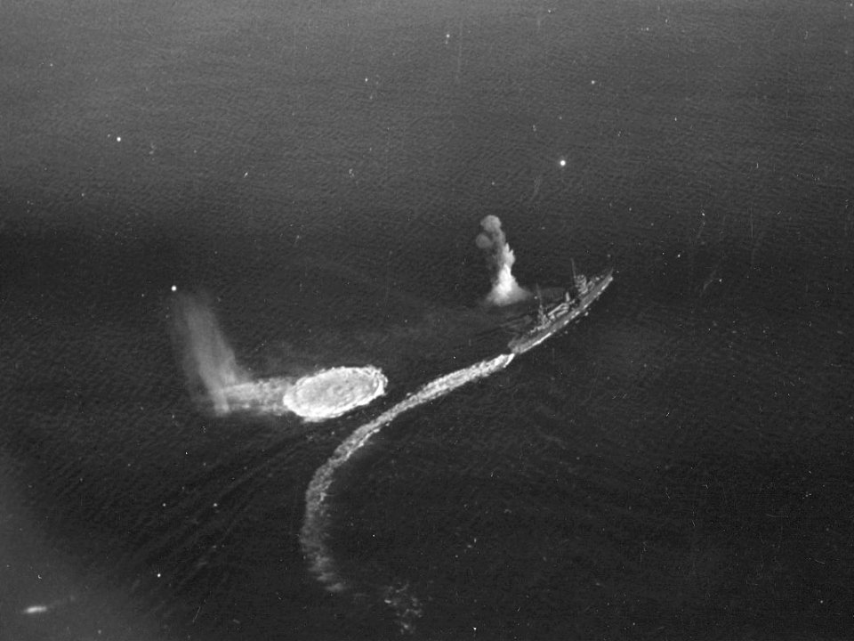 Japanese warship trying to escape from Truk in February 1944