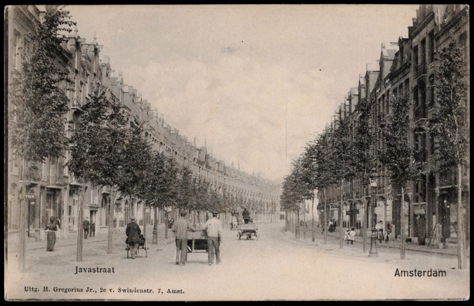 Javastraat. Uitgave G. Gregorius Jr. 2e van Swindenstraat 7, Amsterdam, Afb PRKBB00349000001