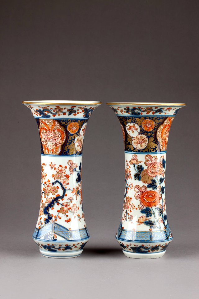 Japanska blommiga vaser från 1700-talet - Hallwylska museet - 96062