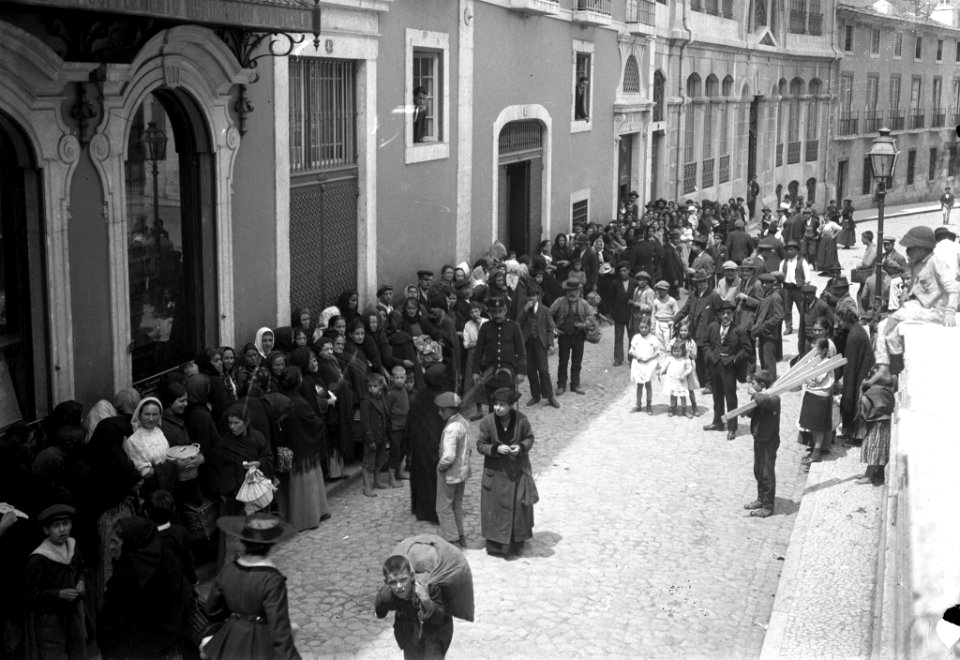 JBN001435 - Reabertura das cozinhas económicas