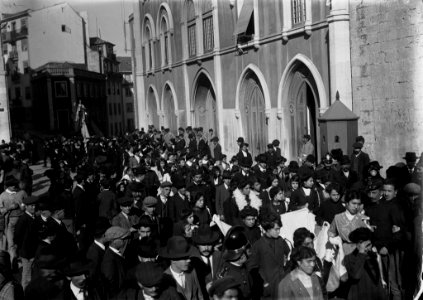 JBN001471 - Bando precatório a favor das vítimas da revolução republicana junto do quartel do Carmo photo