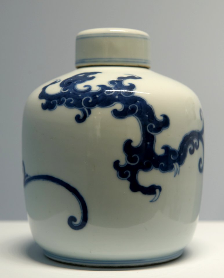 Jar dragon Guimet G4926