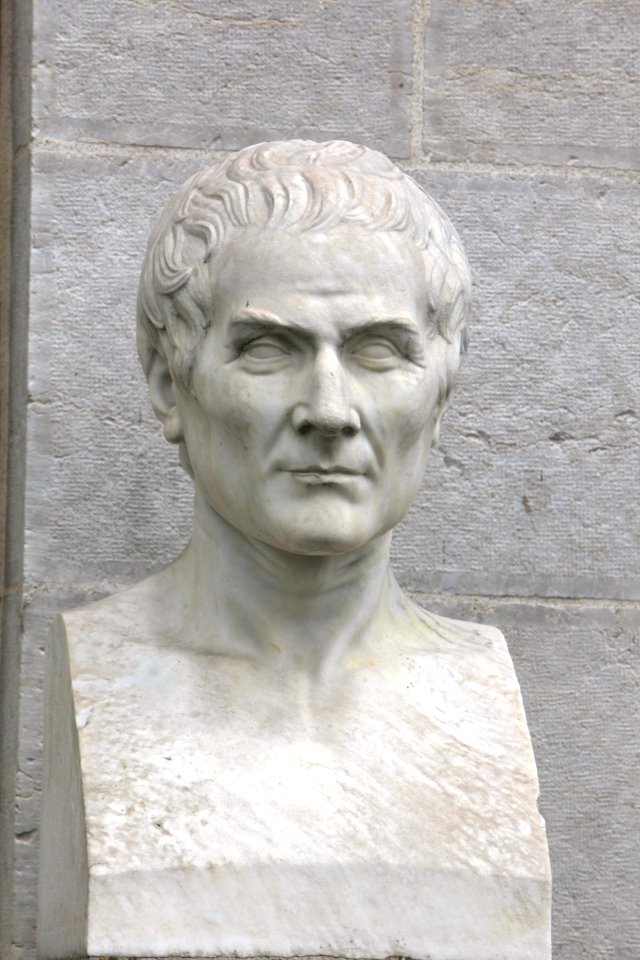 Jean-Jacques Rousseau by James Pradier-jardin botanique-IMG 0122