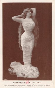 Jeanne Guionie, de l'Opéra comique