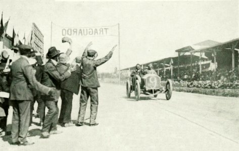 Jean Porporato, vainqueur de la Ière 'Targa Bologna' sur Berliet 40 hp en 1908