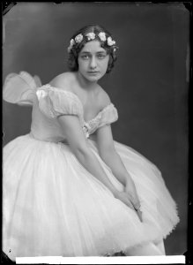 Jenny Hasselquist in Sylfiderna at Kungliga Operan 1913 - SMV - NH025