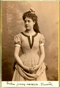 Jenny Larsson, porträtt - SMV - H5 072