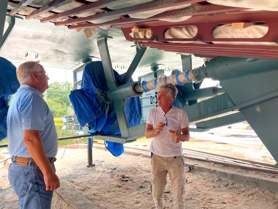 Jerry Carl visits Rodriguez Shipbuilding 01