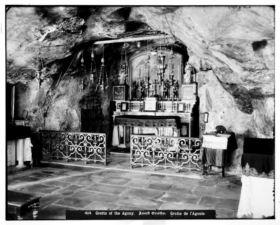 Jerusalem (El-Kouds). Grotto of the Agony LOC matpc.06707