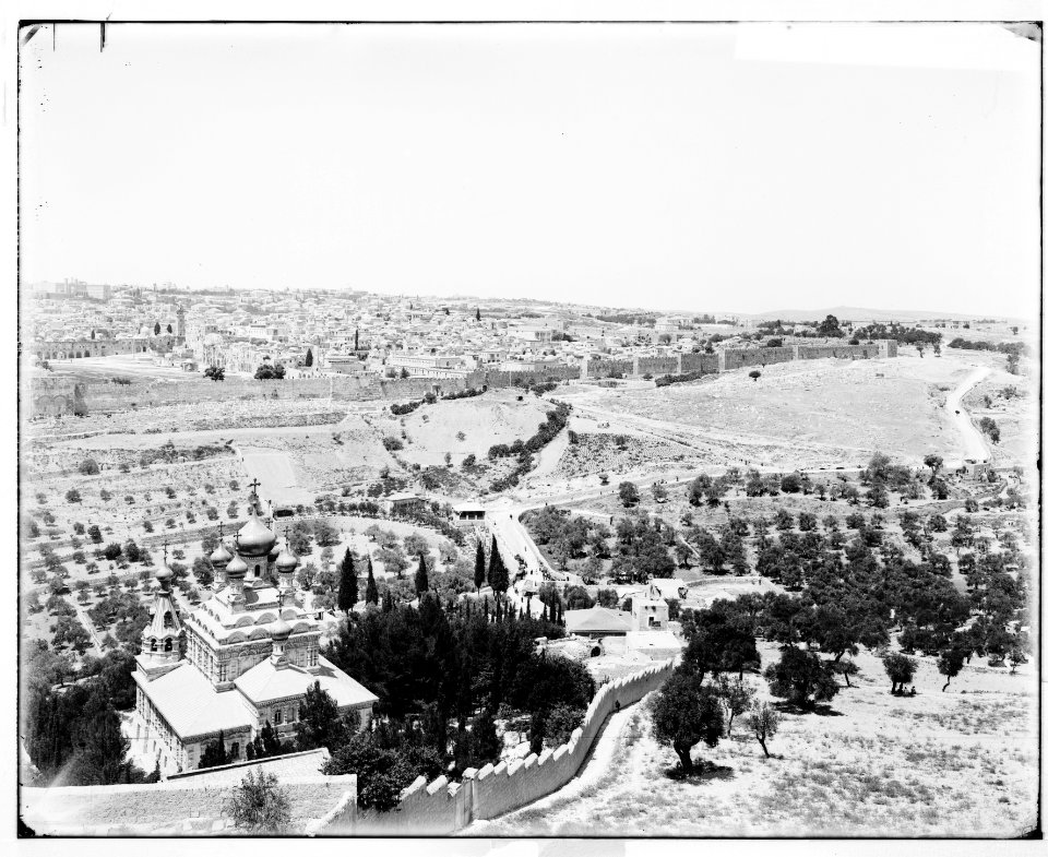 Jerusalem (El-Kouds). Panorama of Jerusalem from Olivet, in two sections LOC matpc.06723