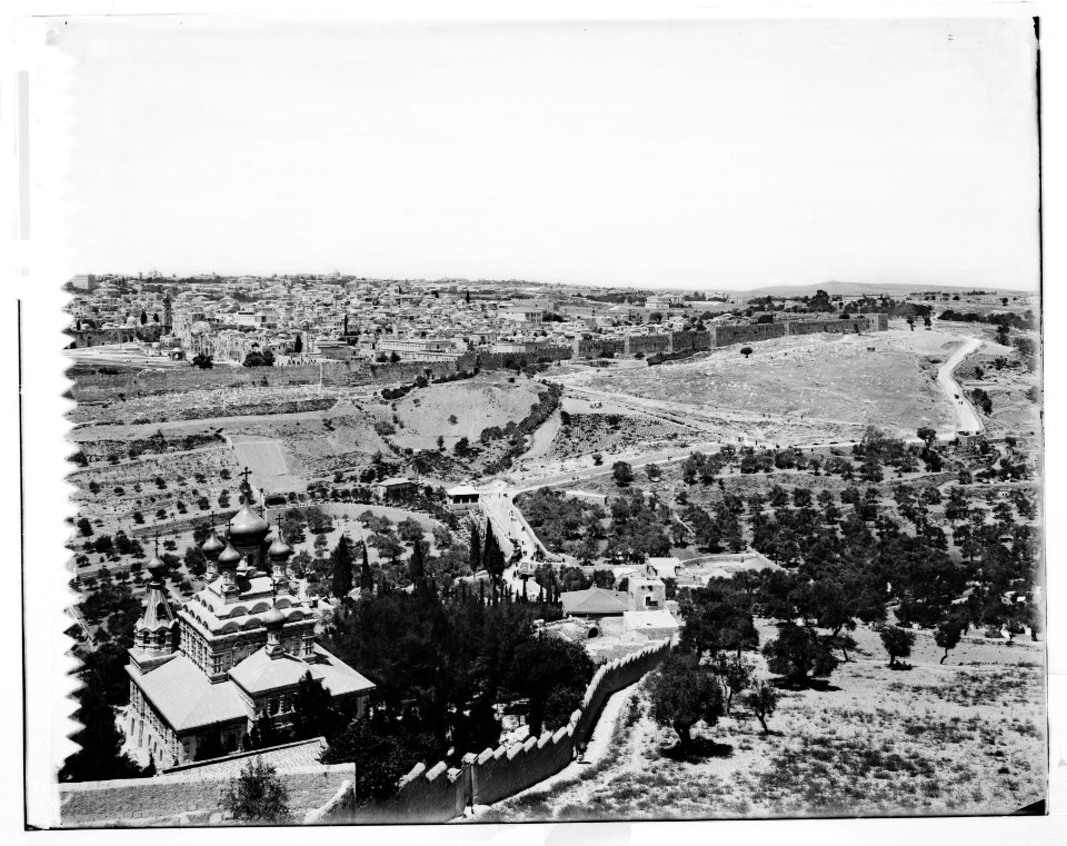 Jerusalem (El-Kouds). Panorama of Jerusalem from Olivet, in two sections LOC matpc.06725