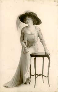 Jessie Stoner, stage actress (SAYRE 9212)