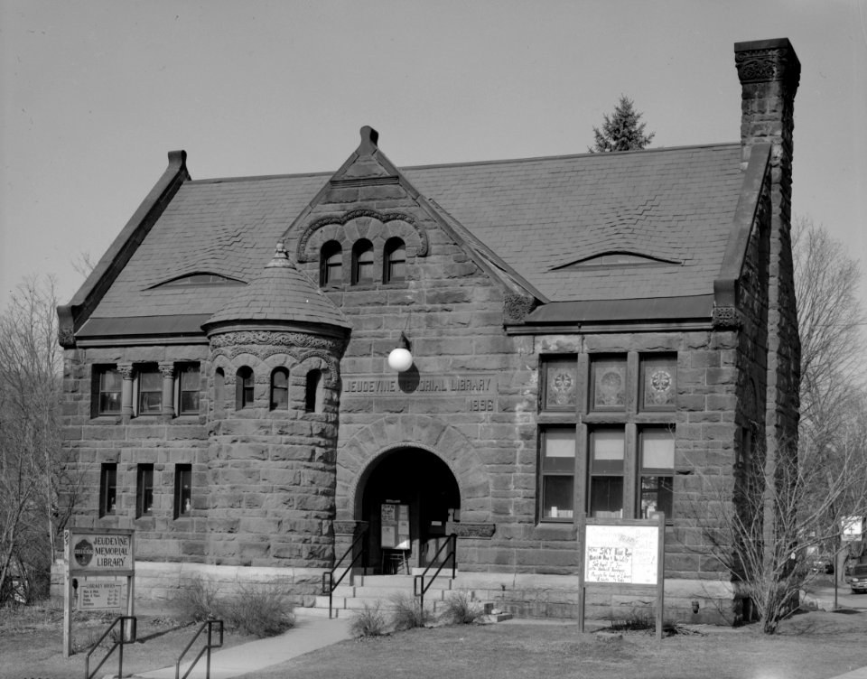 Jeudevine Memorial Library