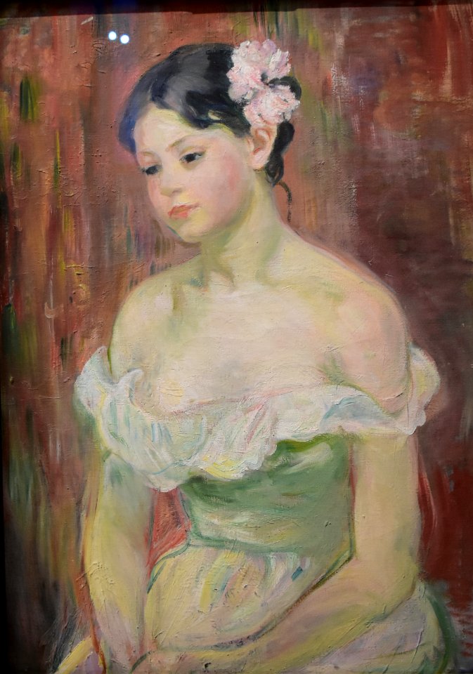 Jeune fille en décolleté, la fleur aux cheveux - Berthe Morisot