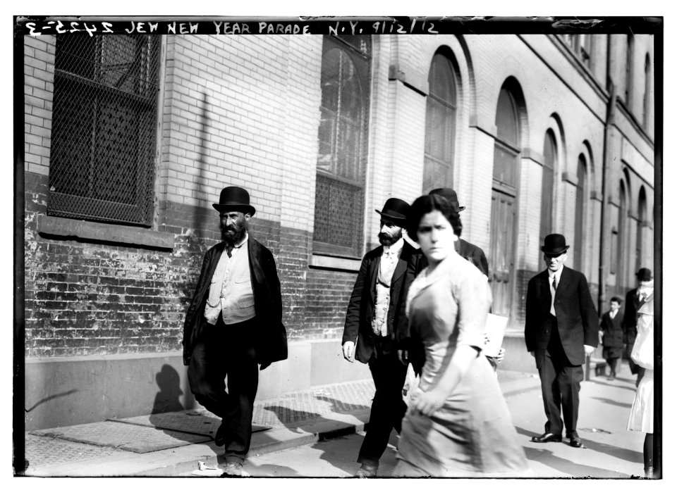 Jew(ish) New Year parade, N.Y. LCCN2014690622