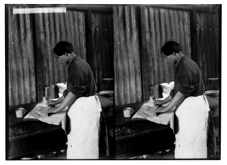 Jewish colonies and settlements. Commencing a Jewish settlement; a camp. Provisional kitchen LOC matpc.02354