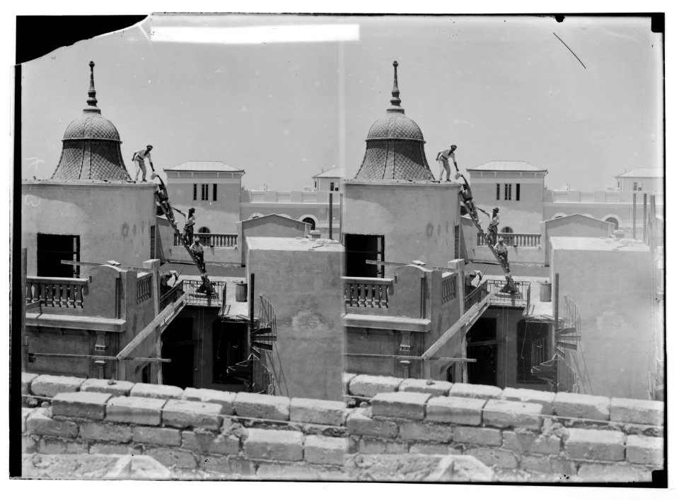 Jewish colonies and settlements. Tel Aviv. Finishing the upper storey LOC matpc.05832