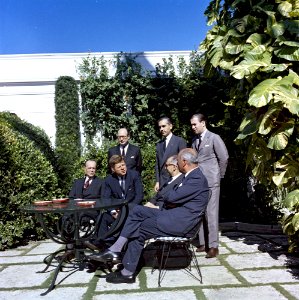 JFK - Meeting with Arturo Frondizi, President of Argentina, in Palm Beach 02