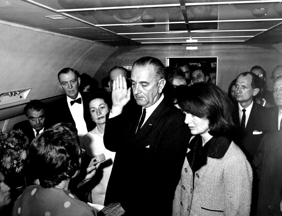 JFK Presidential Library - Swearing-in ceremony aboard Air Force One LBJ as President (04)