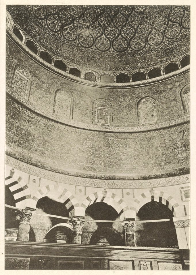 Jerusalem Ķubbet eș Șachra (Omar-Moschee)- die Trommel der Kuppel mit den alten Mosaiken. 1910. LCCN2014648717