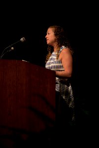 Jodi Picoult as the 2013 Harry Middleton Lecturer DIG13478-107