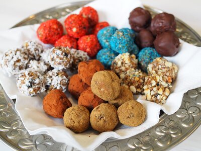 Chocolate coconut licorice