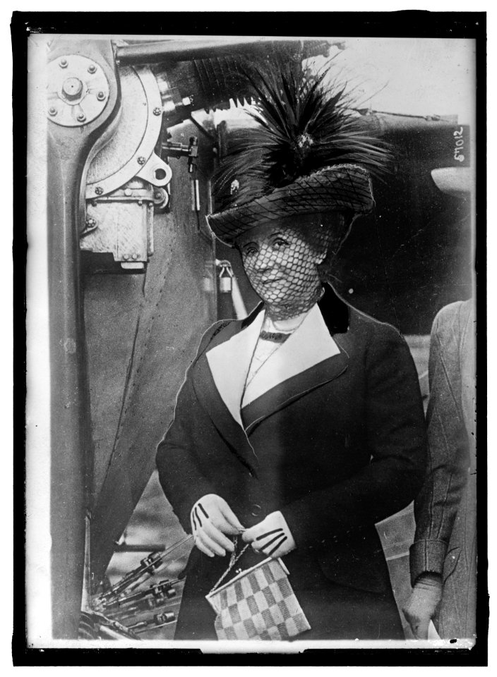 JOFFRE, MRS. JOSEPH J., WIFE OF MARECHAL JOFFRE LCCN2016867711