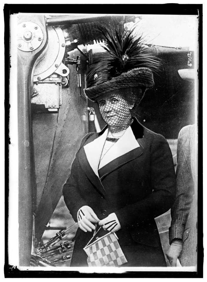 JOFFRE, MRS. JOSEPH J., WIFE OF MARECHAL JOFFRE LCCN2016867712