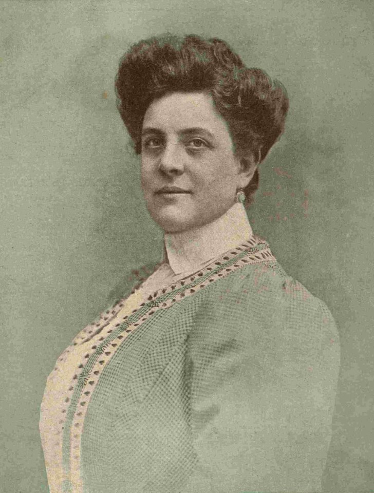 Joaquina Pino, de Kaulak (cropped)