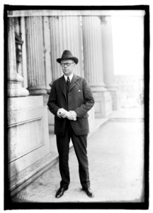 John E. Nelson, (4-18-22) LCCN2016846319