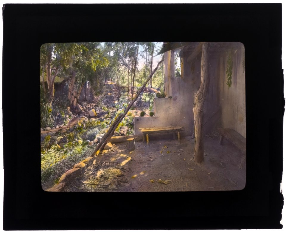John Henry Fisher adobe, 765 West Highland Avenue, Redlands, California. Outdoor kitchen LCCN2007685022