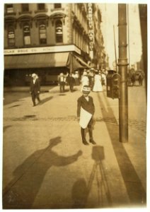 John Howell, an Indianapolis newsboy, makes $.75 some days. Begins at 6 a.m., Sundays. (Lives at 215 W. Michigan St.) LOC cph.3b01097