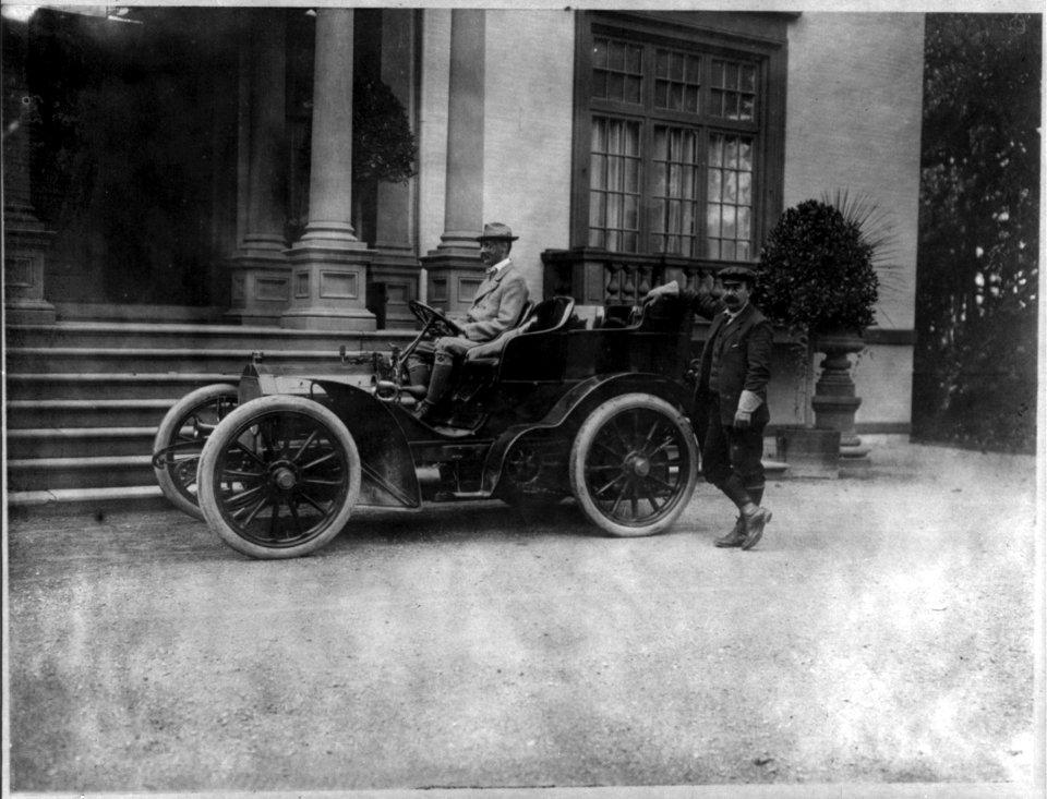 John Jacob Astor, 1864-1912, in automobile LCCN2005690007