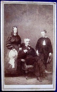 John Davis Paris and his children, Kona, photograph by Henry L. Chase photo