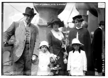 John McCormack, wife & children LCCN2014692723 photo