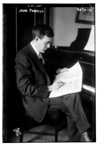 John Powell at piano LCCN2014703304