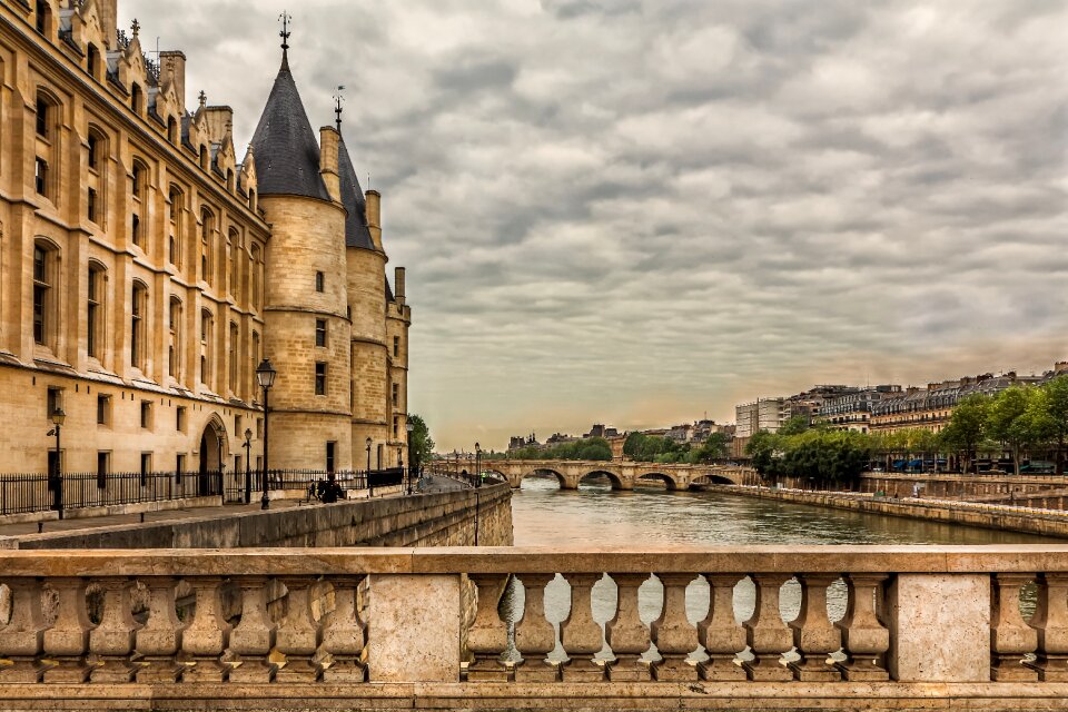 Concierge bridge sky