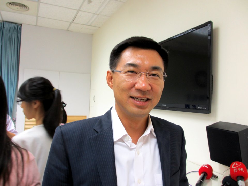 Johnny Chi-Chen Chiang from VOA