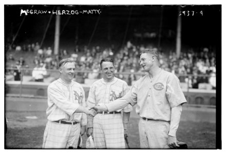 John McGraw & Buck Herzog, New York NL, and Christy Mathewson, Cincinnati NL (baseball) LCCN2014702356