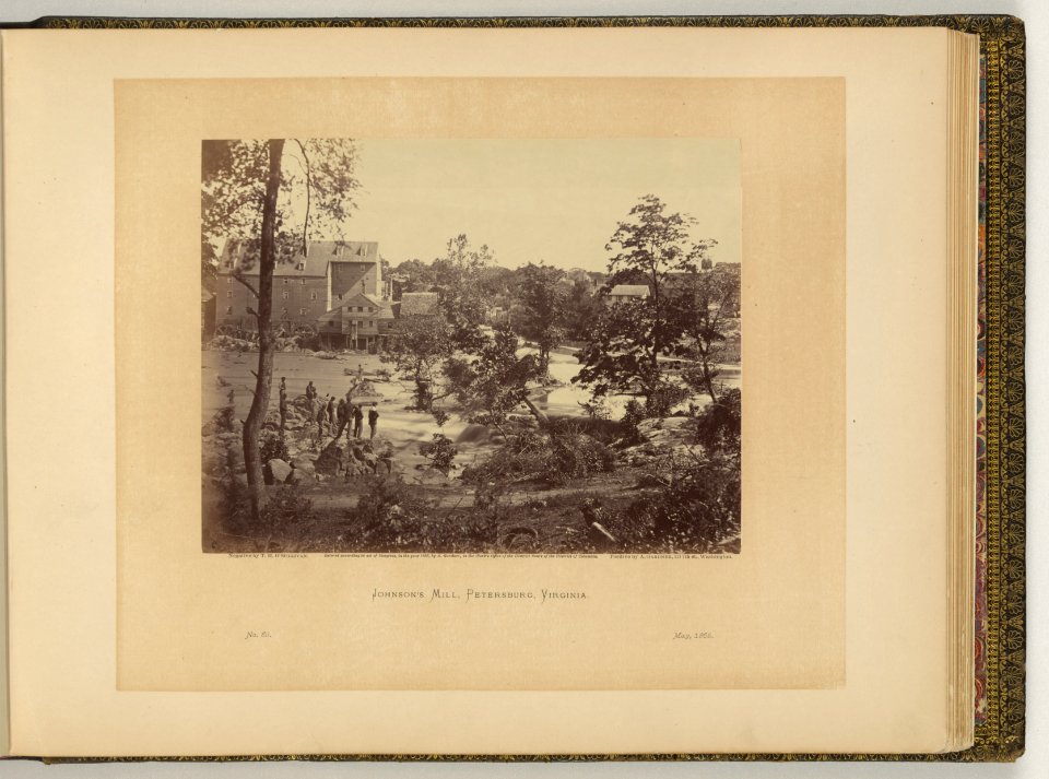 Johnson's Mill, Petersburg, Virginia - negative by T.H. O'Sullivan, positive by A. Gardner. LCCN2007685818
