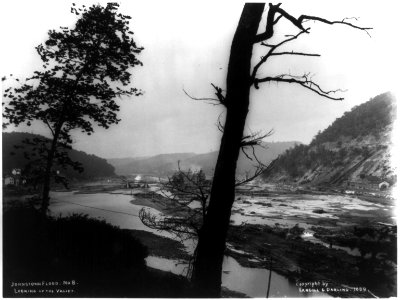 Johnstown flood. No. 8. Looking up the valley. LCCN2016651908